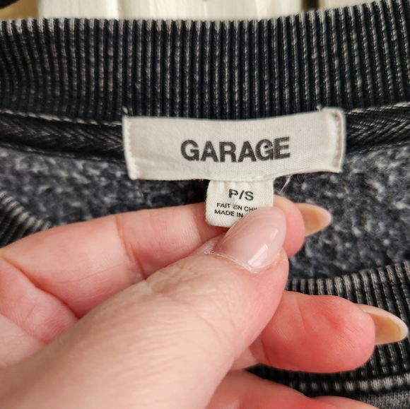 Garage- montana graphic crop sweatshirt - Picture 5 of 6